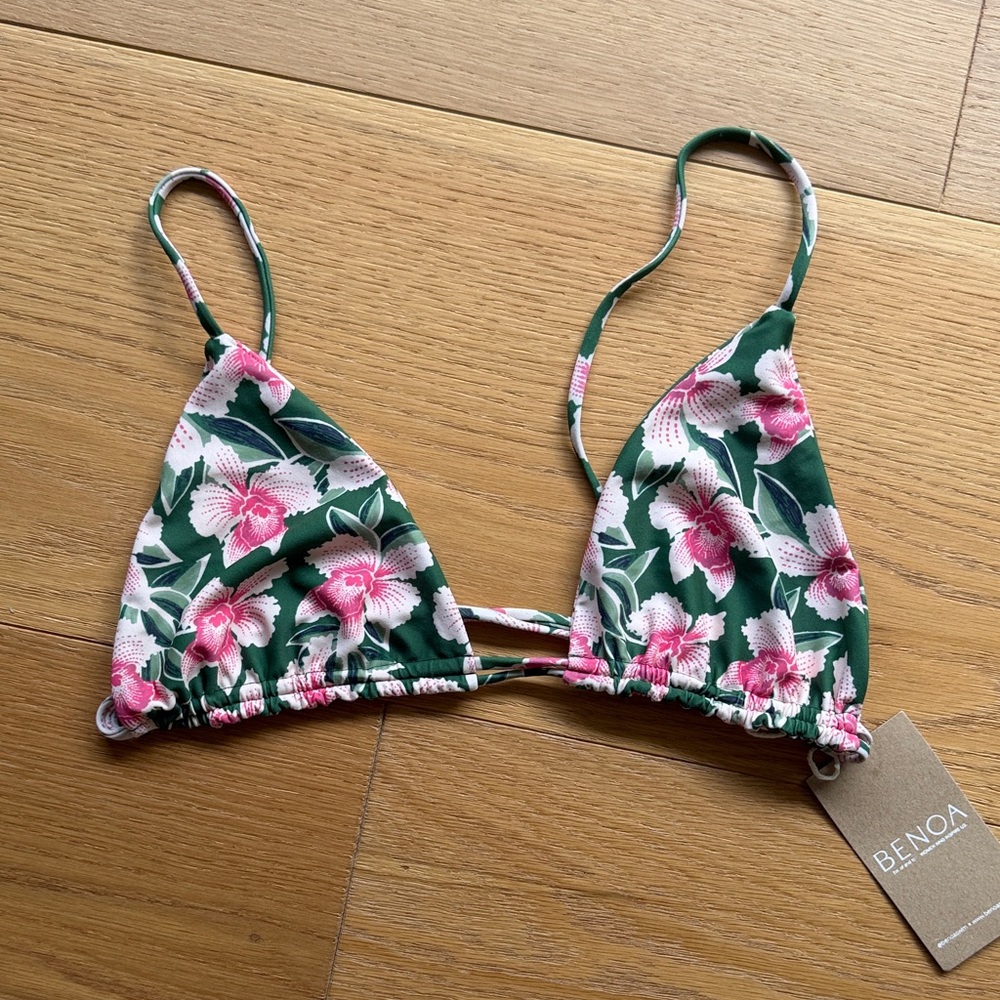 Benoa Siena Bikini Top in Waikiki, NWT, size L